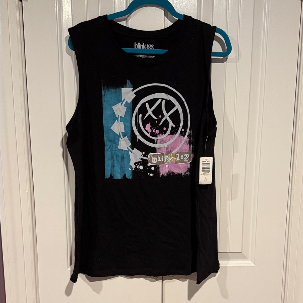 Torrid Black Graphic Tank Top
